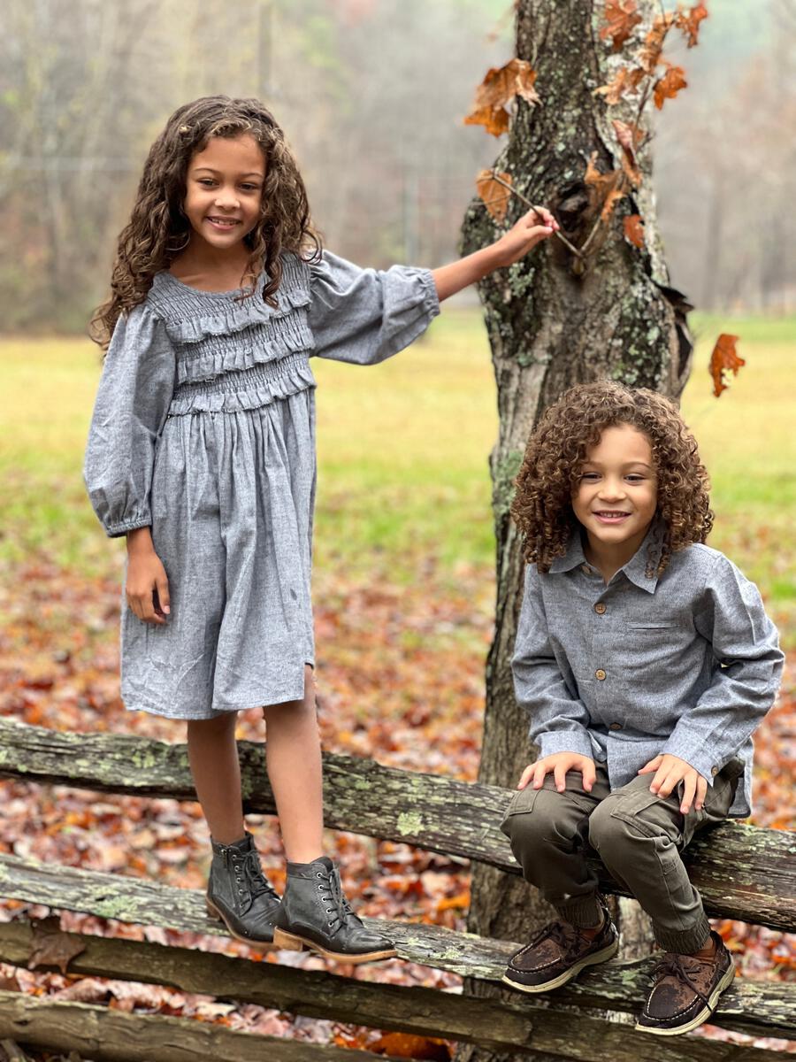 Premium Shirred Peasant Dress: Heathered Charcoal - Timeless Elegance
