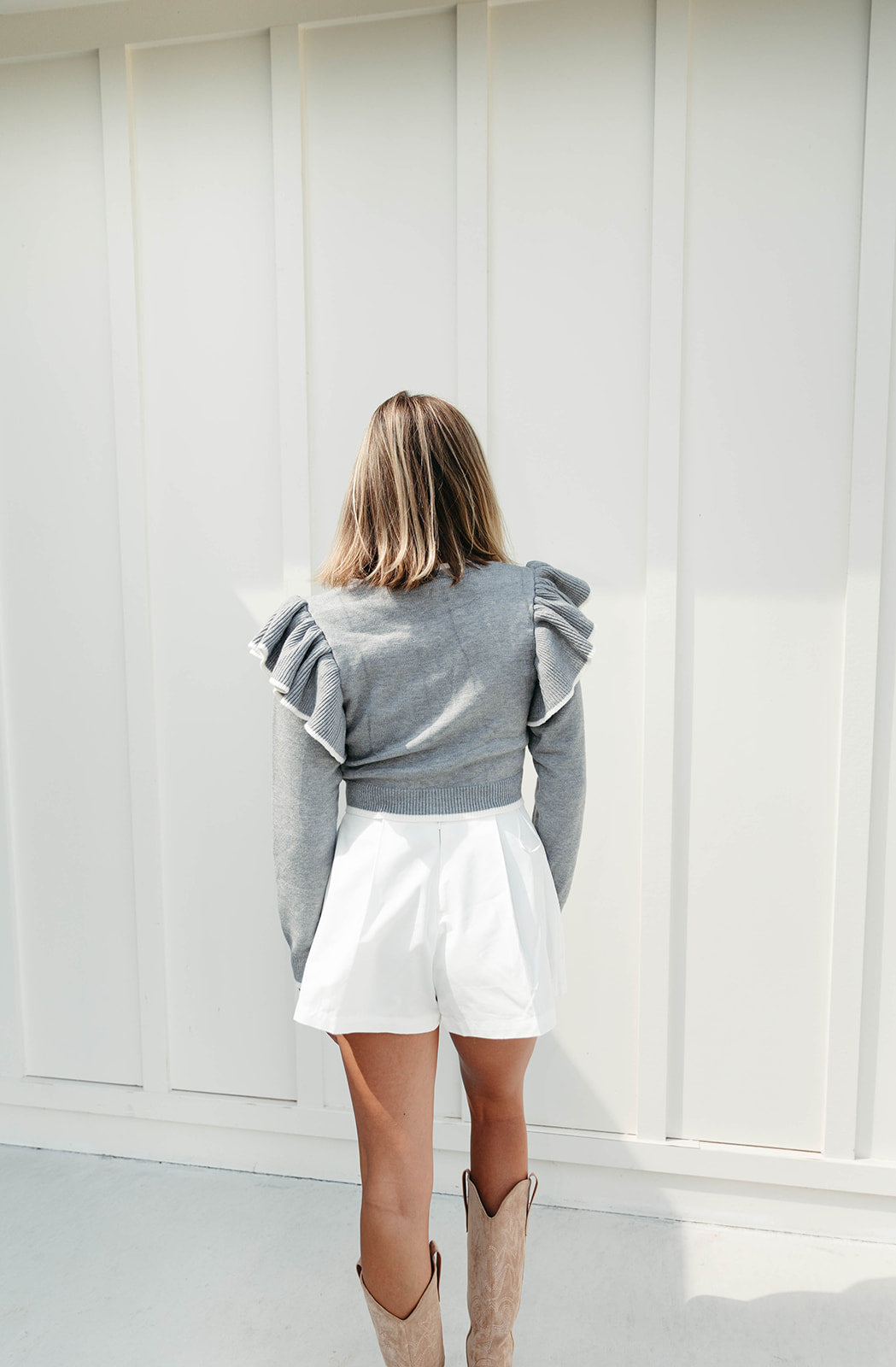 Premium Joany Ruffle Sweater - Elegant Heather Grey