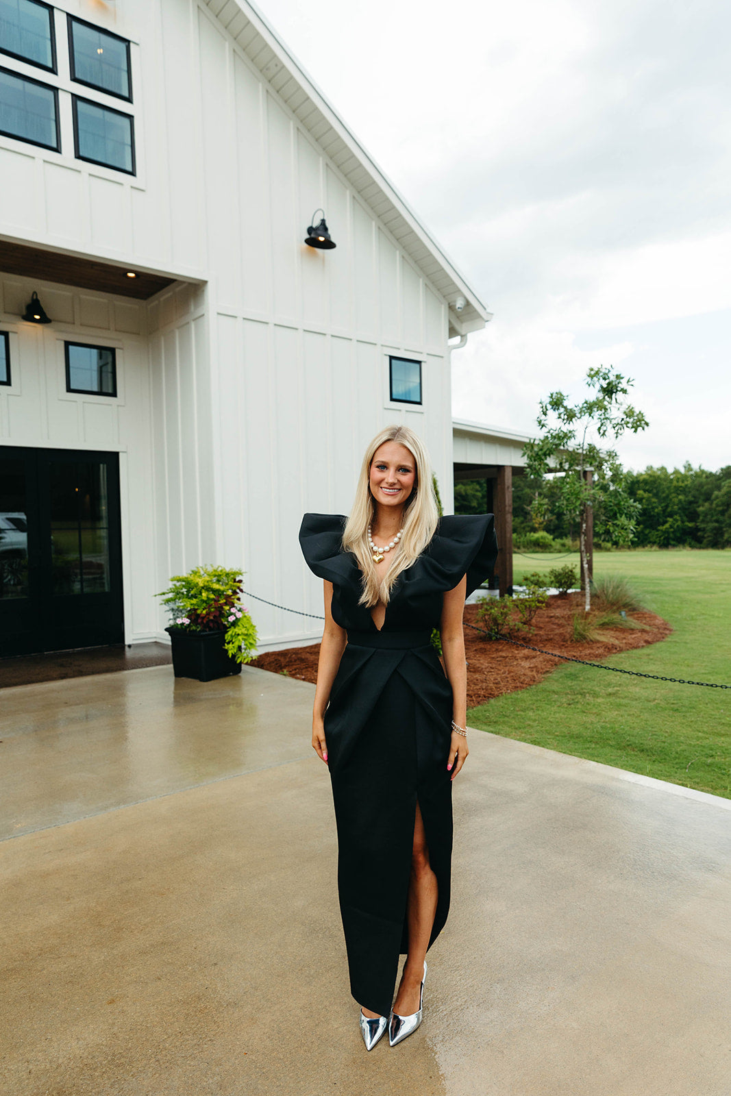 Premium Broadway Midi Dress - Ultimate Black
