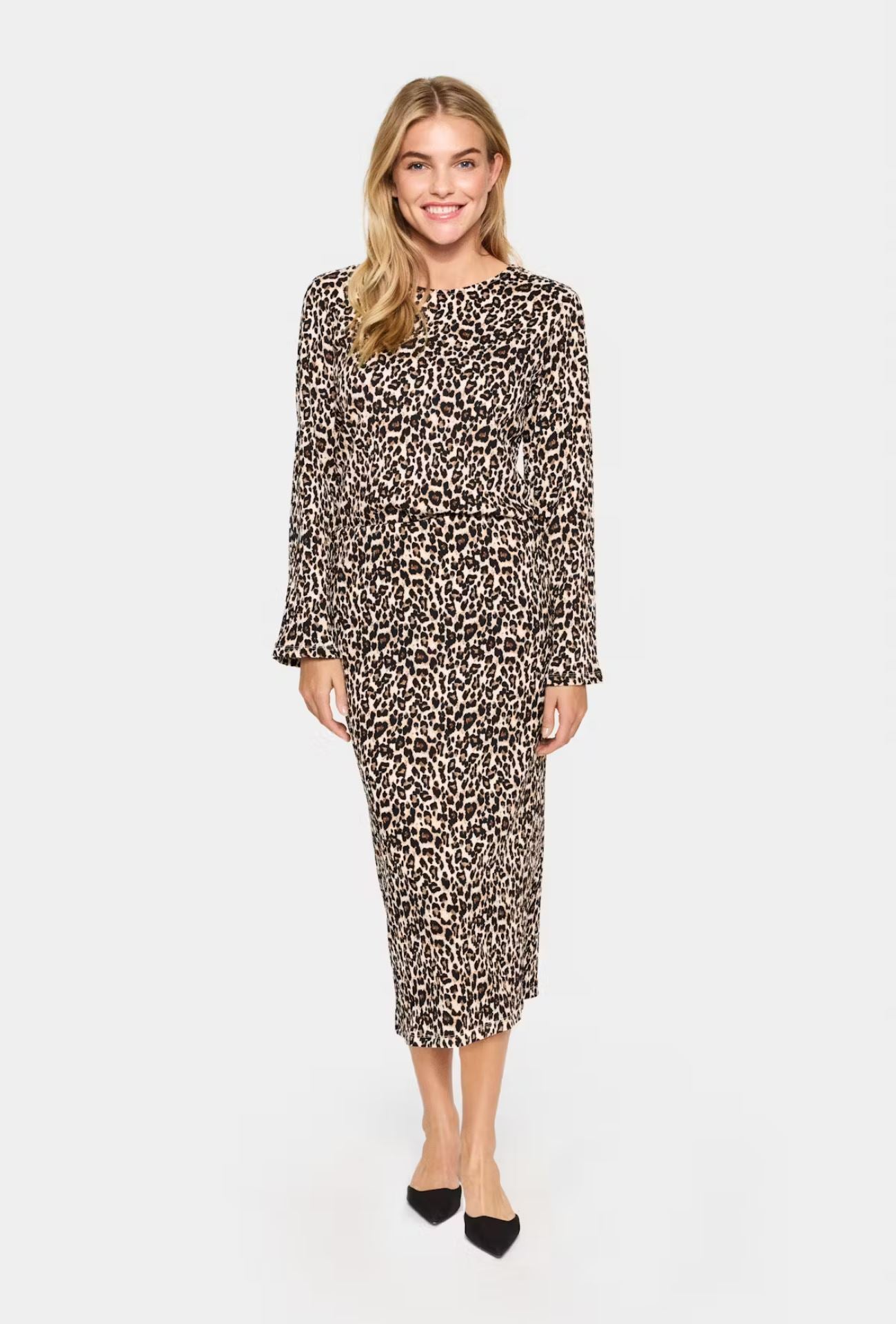 Premium Leopard Textured Midi Skirt - Ultimate Style Upgrade