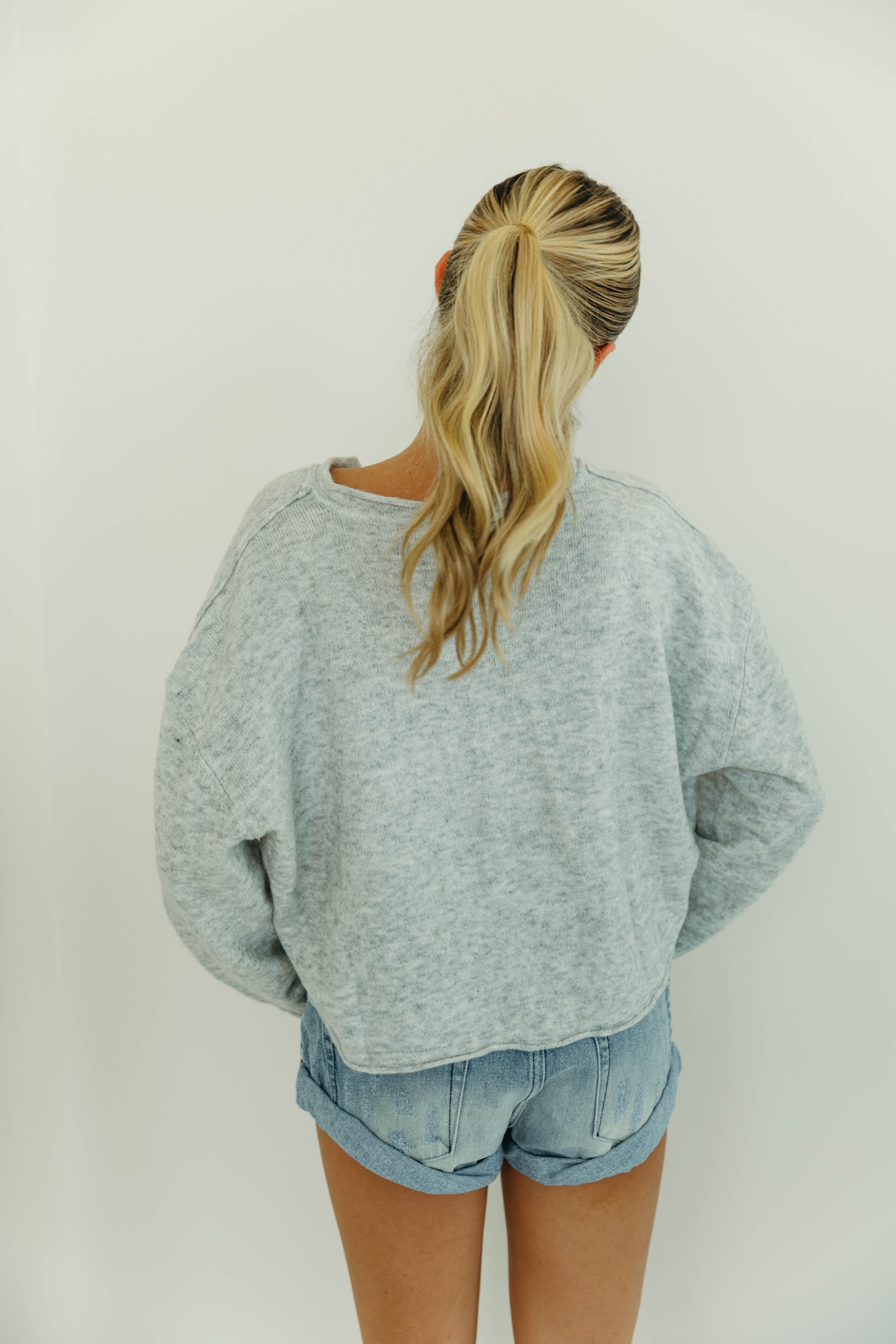 Raya Cropped Sweater - Light Heather Grey | Premium Comfort & Style